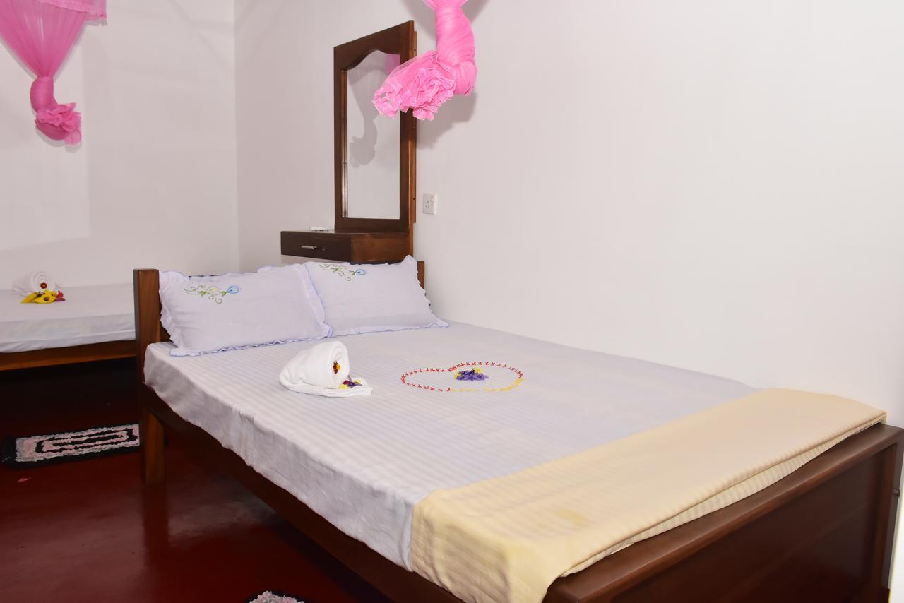 Canal Side Safari Resort Udawalawe Luaran gambar